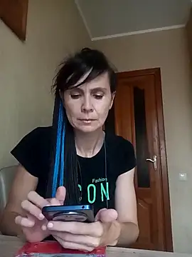 Francenia lolis online show from 23, 9, 2025