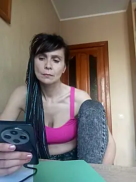 Francenia lolis online show from 23, 6, 2026