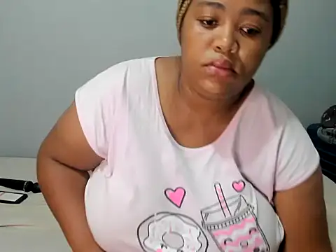 kittydollyx02 online show from 15, 1, 2025