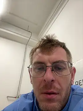 Snapshot of adrian90bi11 chatting on 24, 3, 2026 adrian90bi11 online show from 24, 3, 2026