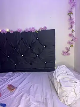 alisson carolina73 online show from 26, 1, 2025