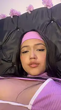 alisson carolina73 online show from 4, 2, 2025