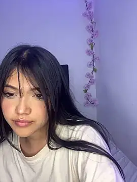 alisson carolina73 online show from 13, 2, 2025