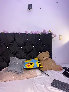 alisson carolina73 online show from 23, 3, 2025