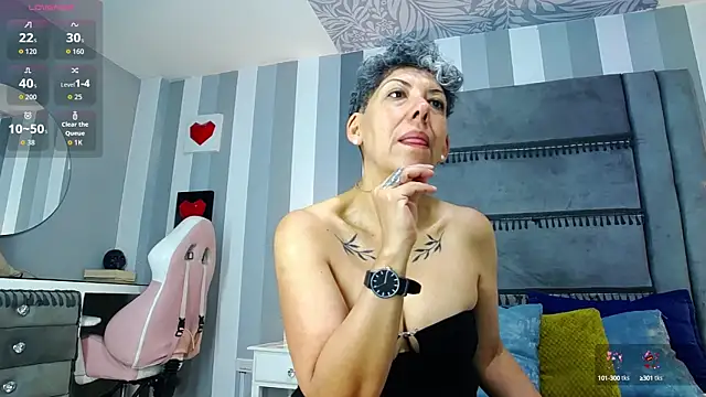 Julianewell online show from 11, 9, 2025