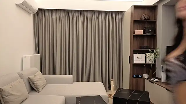 IrisNoire online show from 30, 10, 2025