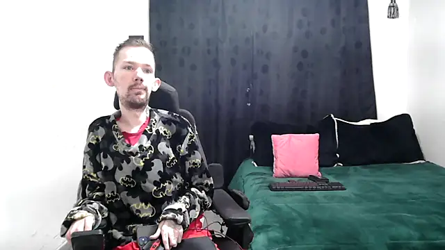 Sophia and Thomas online show from 22, 3, 2025