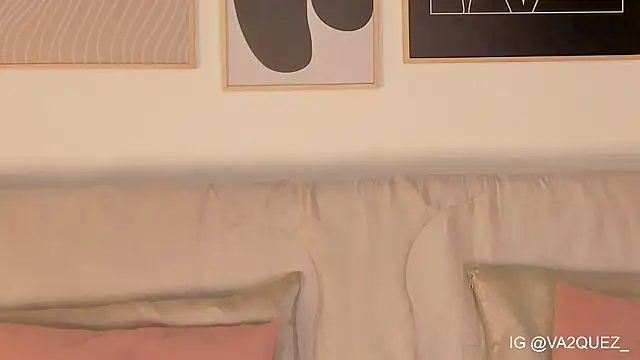 Heyloreley online show from 19, 2, 2026