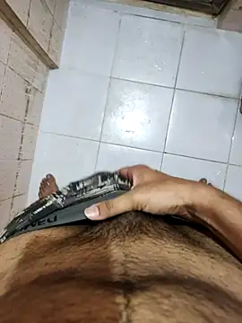 virginat32 online show from 7, 3, 2025