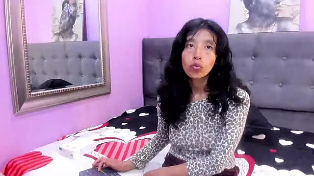 karolinee 66  online show from 30, 5, 2026