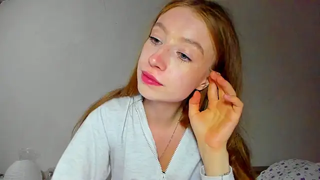 Snapshot of minidivaa_ chatting on 11, 7, 2026 minidivaa online show from 11, 7, 2026