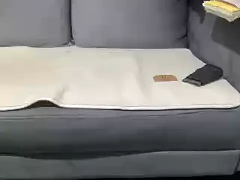 4small4inchlol online show from 13, 1, 2025