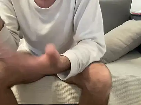 4small4inchlol online show from 9, 3, 2026