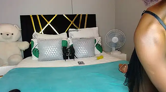 MissBigNipples online show from 27, 2, 2025