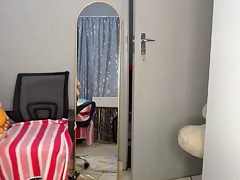 MissBigNipples online show from 11, 1, 2026