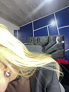 alicev kitty online show from 12, 3, 2025