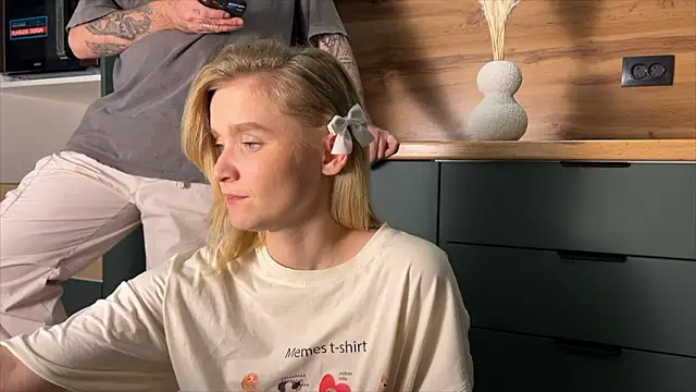 Snapshot of Adelovenick chatting on 1, 2, 2026 Adelovenick online show from 1, 2, 2026