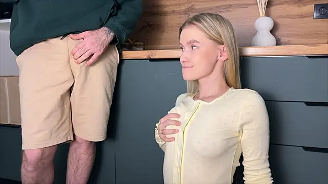 Snapshot of Adelovenick chatting on 6, 2, 2026 Adelovenick online show from 6, 2, 2026