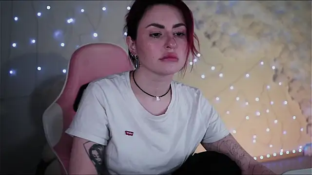 Lana  May online show from 20, 12, 2024