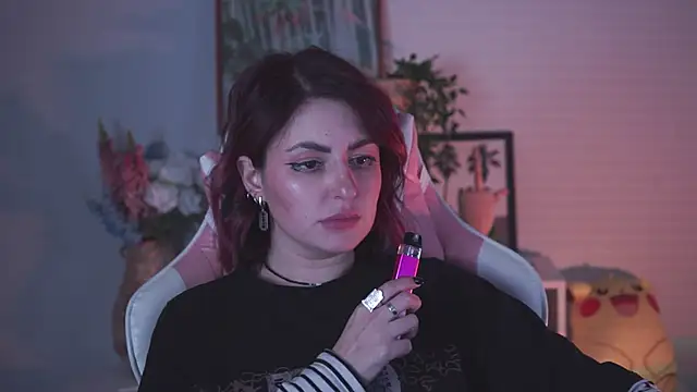 Lana  May online show from 22, 12, 2024