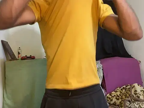 Snapshot of GaaTto chatting on 10, 9, 2025 GaaTto online show from 10, 9, 2025