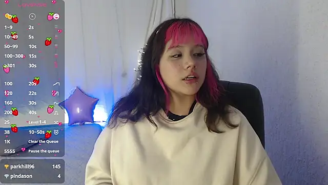 Snapshot of mixie_cute chatting on 14, 12, 2024 mixie cute online show from 14, 12, 2024