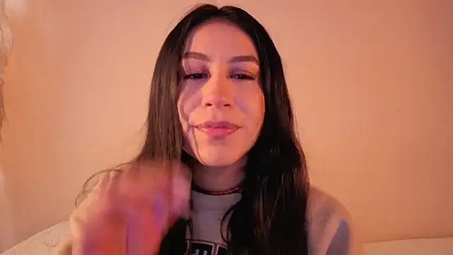 EmiGomez  online show from 12, 11, 2025