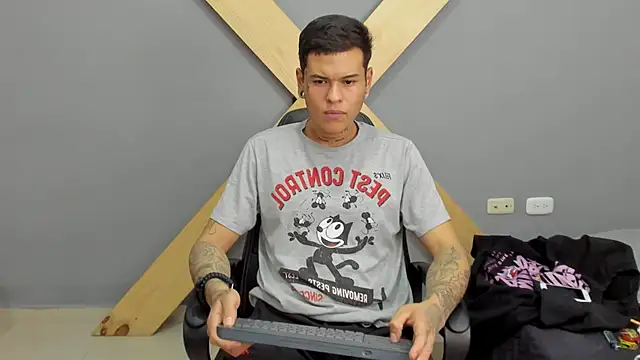 jamesinked  online show from 16, 12, 2024
