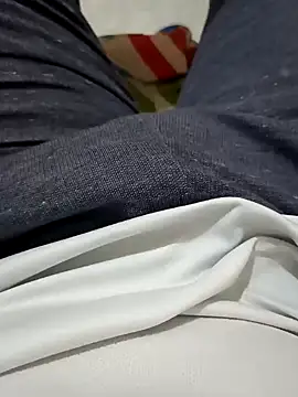 beautiful hands  online show from 30, 1, 2025