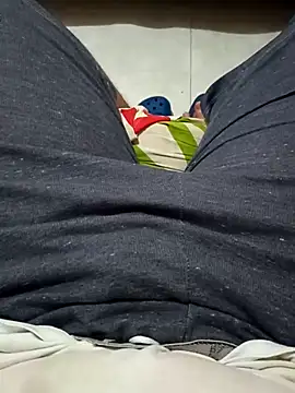 beautiful hands  online show from 25, 2, 2025