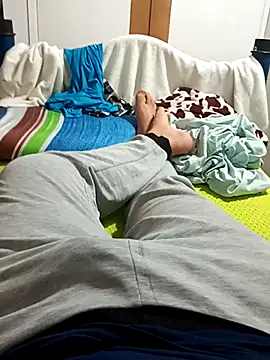 beautiful hands  online show from 19, 12, 2025