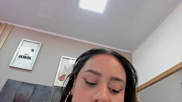 mariaa fernanda online show from 18, 1, 2025