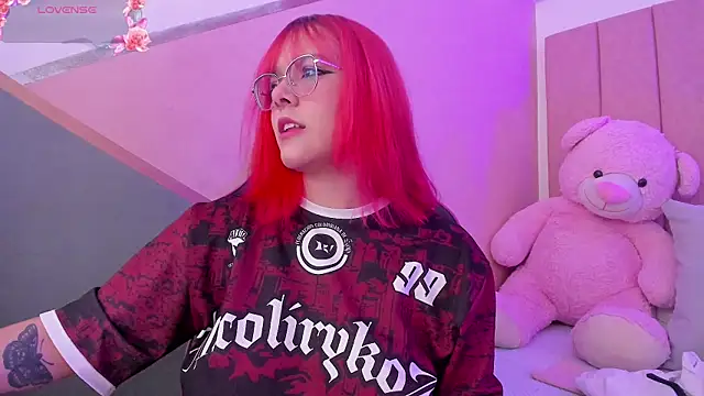 lilith noahh online show from 28, 2, 2025