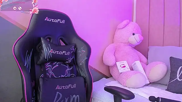 lilith noahh online show from 12, 3, 2025