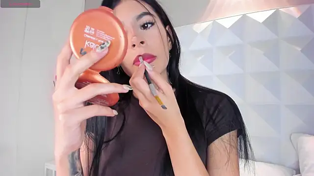 CaitlynCouper online show from 3, 2, 2025