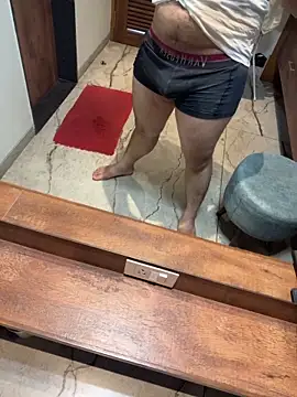 versatile guy01 online show from 21, 3, 2026