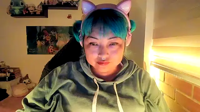 Shaddycute  online show from 3, 2, 2026