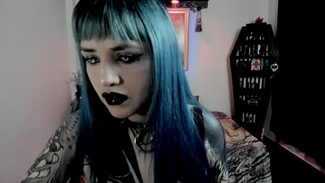 Snapshot of DimmuandDarkness chatting on 8, 5, 2026 DimmuandDarkness online show from 8, 5, 2026