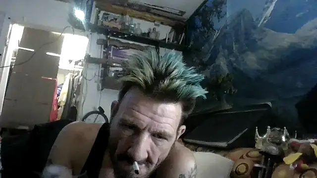 Snapshot of gettinit2wice chatting on 10, 6, 2026 gettinit2wice online show from 10, 6, 2026