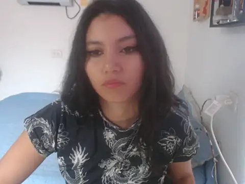 HannaKlein online show from 19, 9, 2025