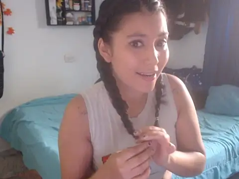 Snapshot of HannaKlein chatting on 17, 2, 2026 HannaKlein online show from 17, 2, 2026