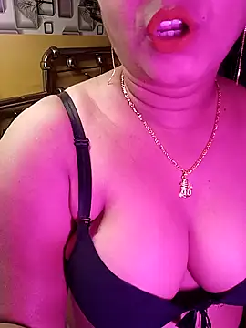 ella mariya online show from 4, 1, 2025