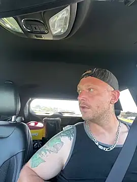 Mcpussypounder211 online show from 16, 7, 2026