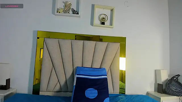 vahiolet fuentes online show from 19, 11, 2025