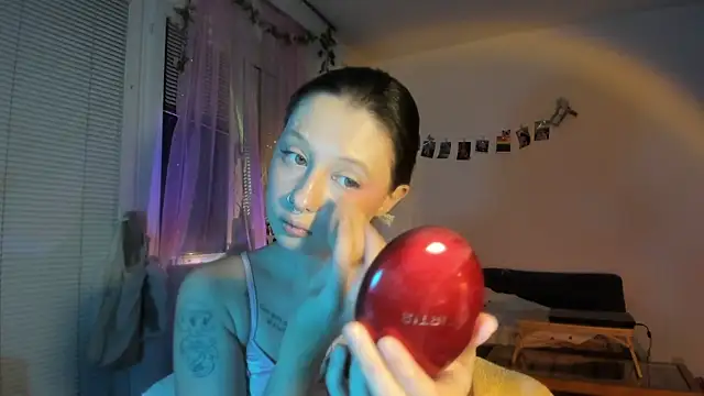 Jenny darling love online show from 12, 1, 2026