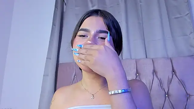 Snapshot of Ashley_piinkk_ chatting on 26, 2, 2025 Ashley piinkk  online show from 26, 2, 2025