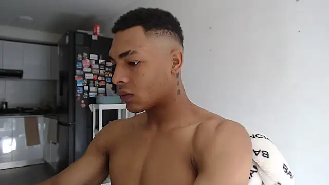 Jhonyblack 1 online show from 22, 4, 2026