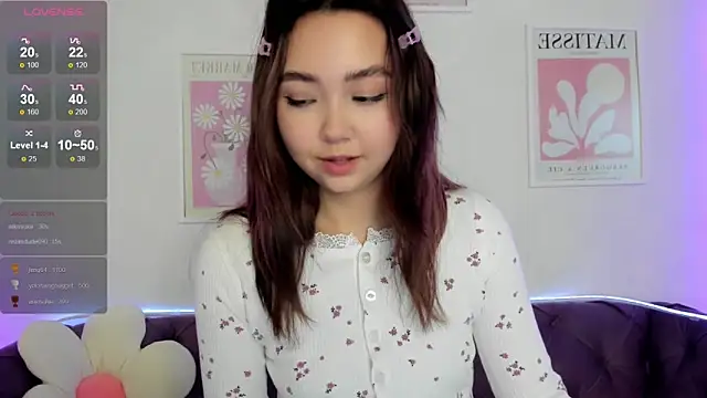 Fluffy Rose online show from 18, 1, 2025