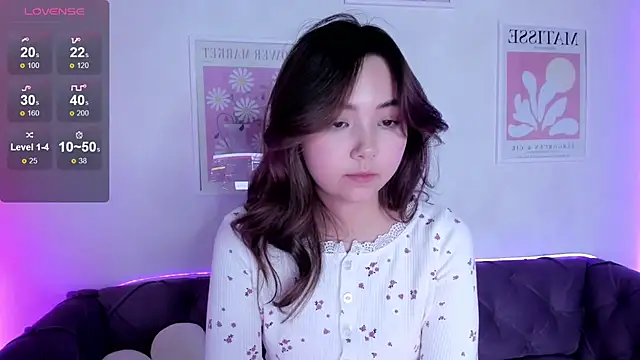 Fluffy Rose online show from 11, 2, 2025