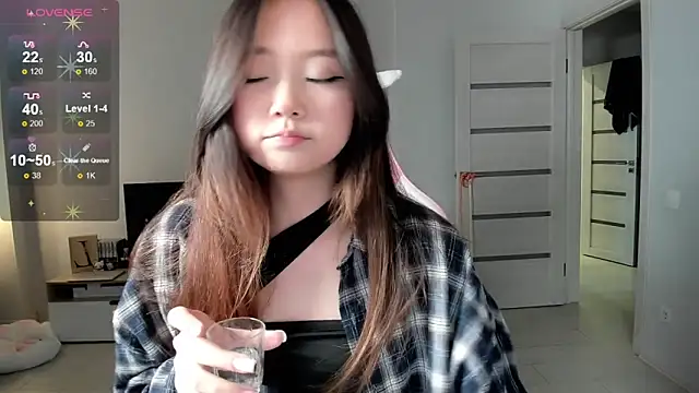 Fluffy Rose online show from 26, 2, 2026